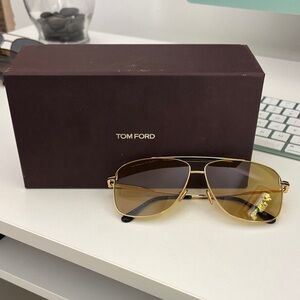 Tom Ford Gold-Toned Sunglasses